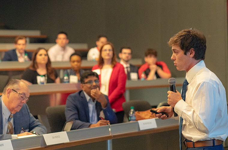 UL Lafayette student presenting