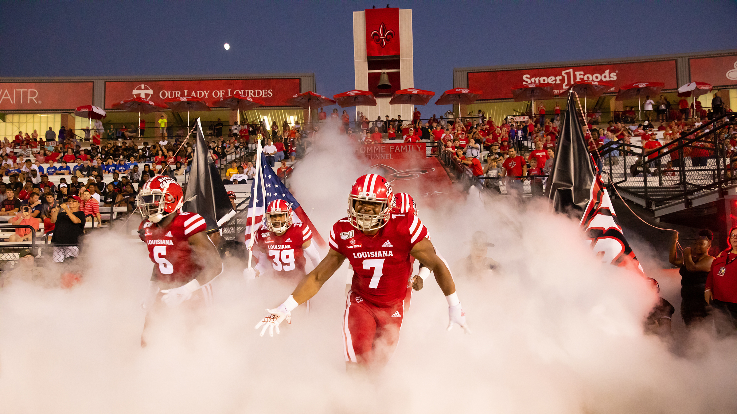 Louisiana Ragin' Cajuns running onto Cajun Field