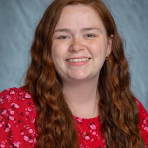 Aleia Schnexnyder Headshot