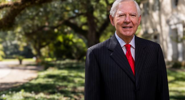 D. Wayne Elmore to be honored with 2025 Outstanding Alumni Award